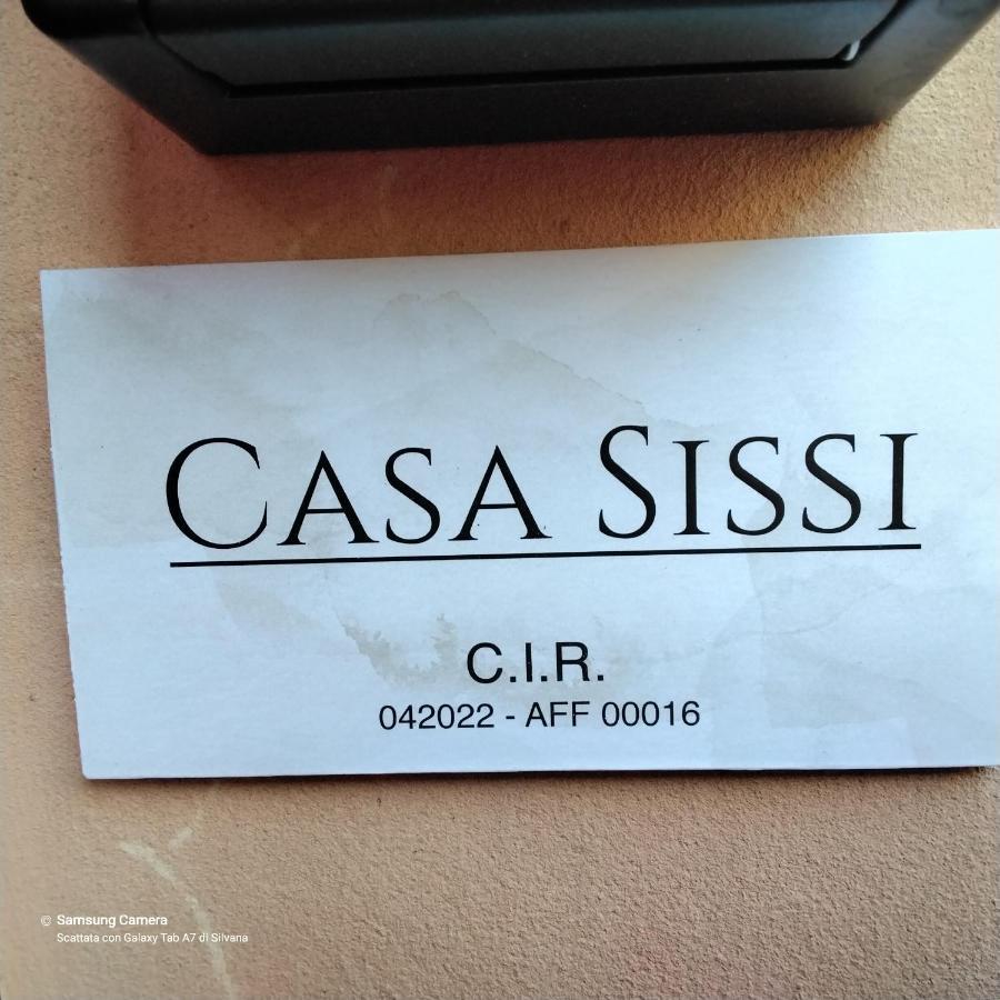 מלון לורטו Casa Sissi מראה חיצוני תמונה