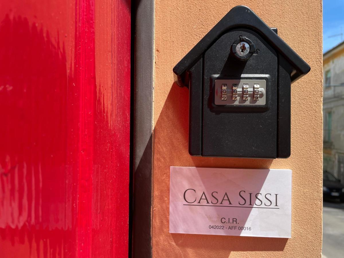 מלון לורטו Casa Sissi מראה חיצוני תמונה